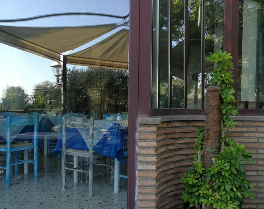 Hotel Il Casale Trevignano Romano Exterior photo